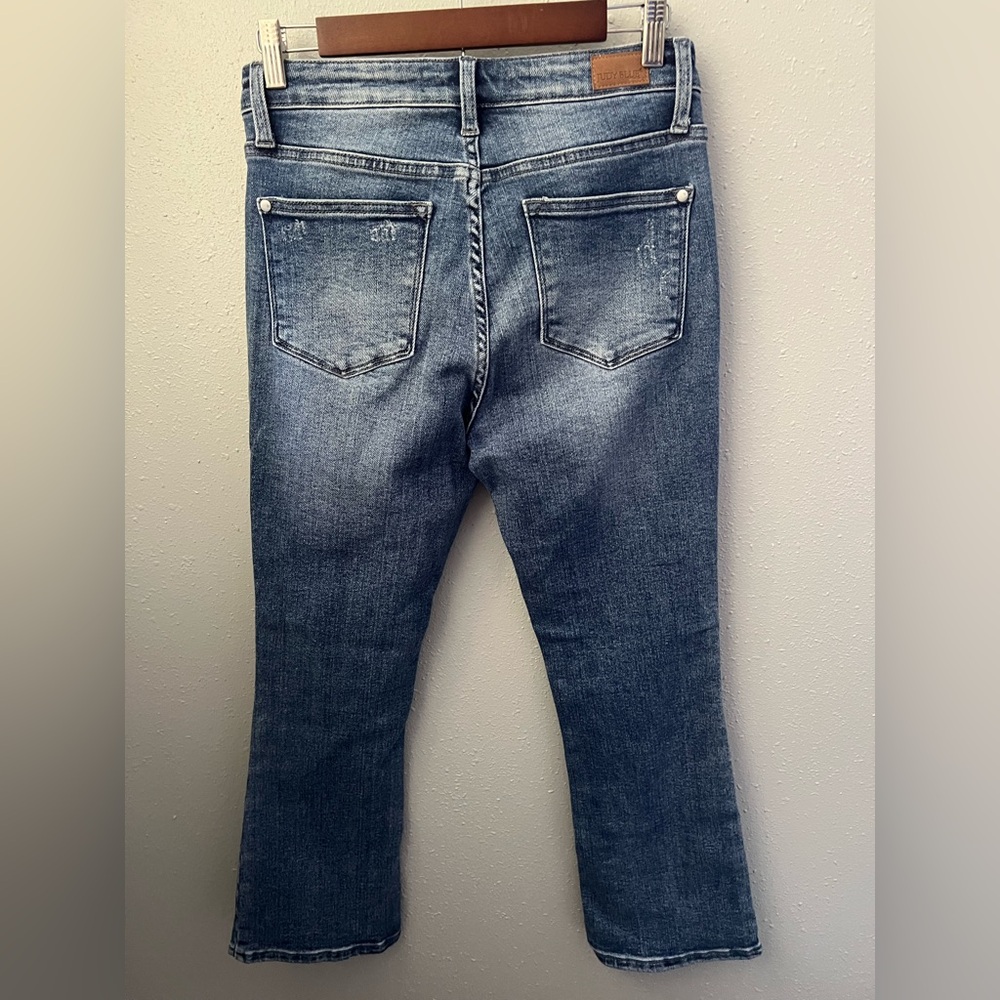 Judy Blue Mid Rise Demi Crop Bootcut Size 5 - Picture 3 of 10